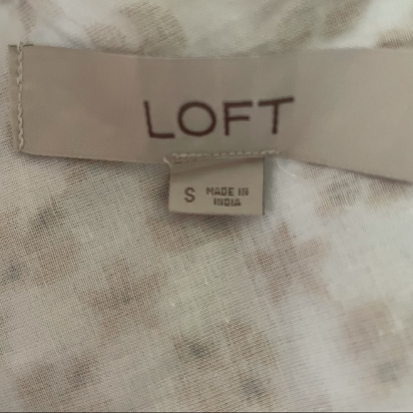 LOFT cotton embroidered V-Back Top Size Small - Picture 3 of 7